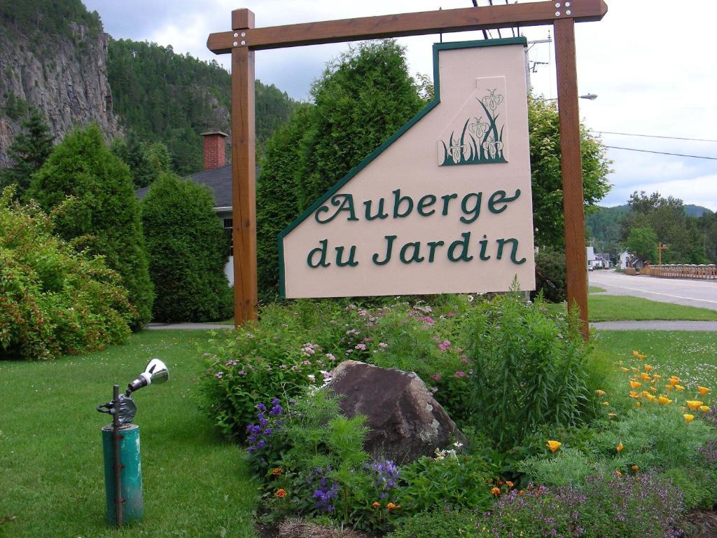 Auberge du Jardin Petit-Saguenay Exterior foto